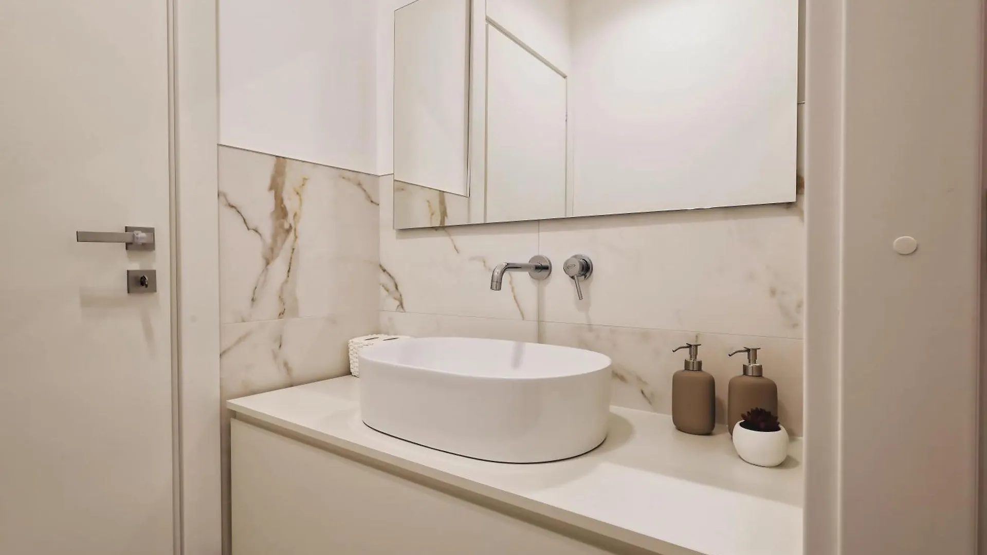 Bande Nere I Urban Spot Apartment Milan